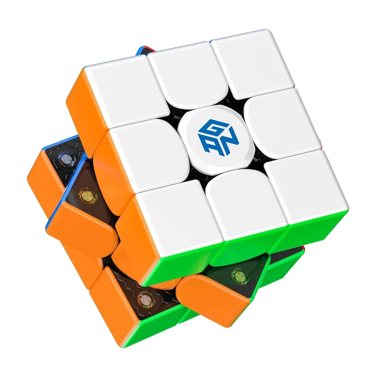 Un cubo di Rubik da speedcubing, a metà risoluzione.